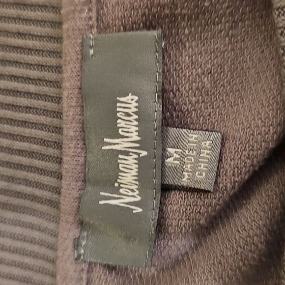 Neiman Marcus Dressy Grey Raglan Top With Long Sheer Sleeves - Picture 6 of 8